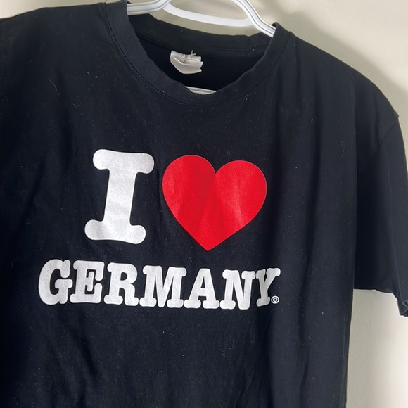 B & C Minimalist Spell Out Graphic Tee Shirt Size Medium - Picture 2 of 8